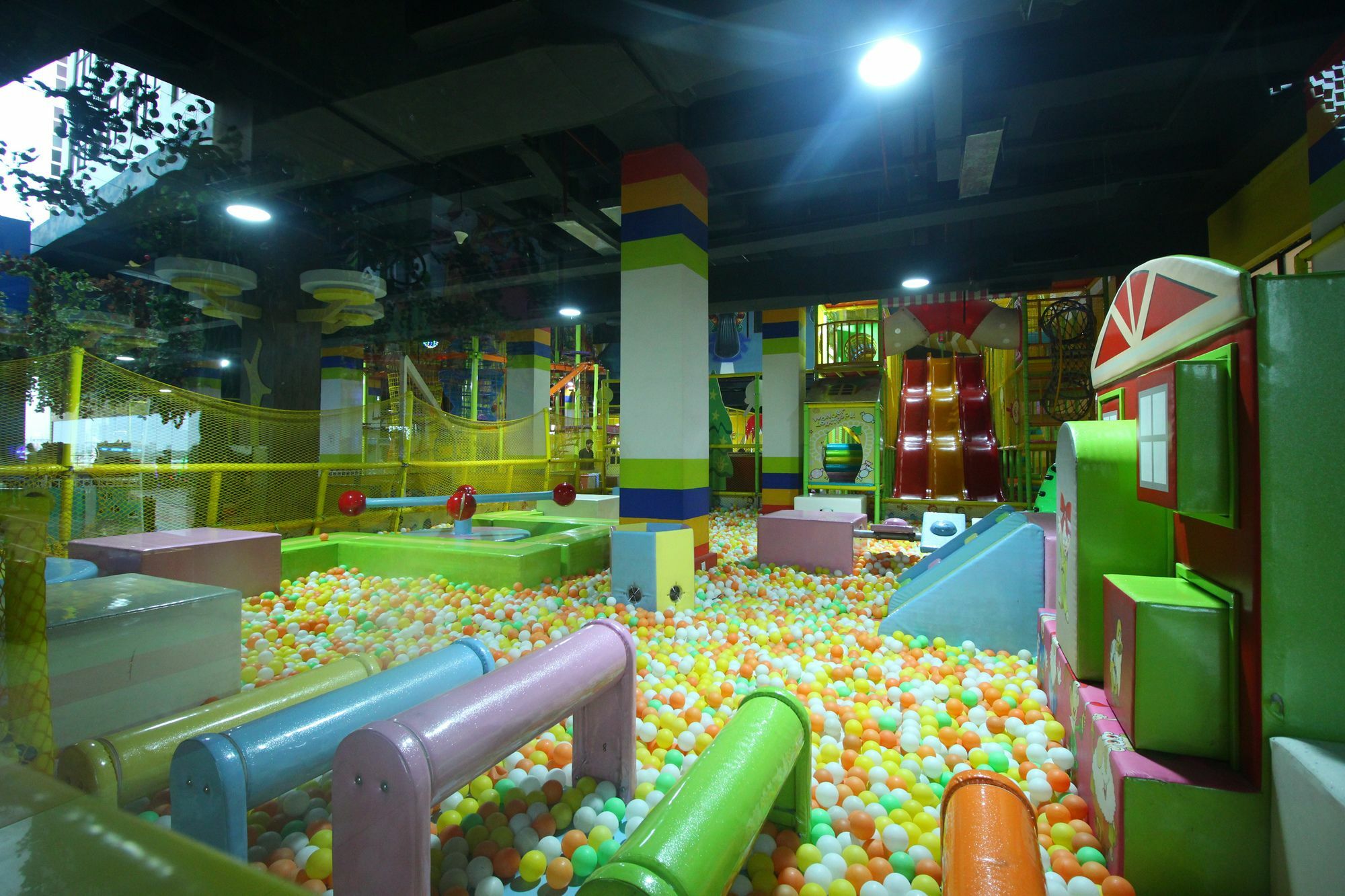 Jackpot Room In & Out Dormitory Ахмедабад Экстерьер фото